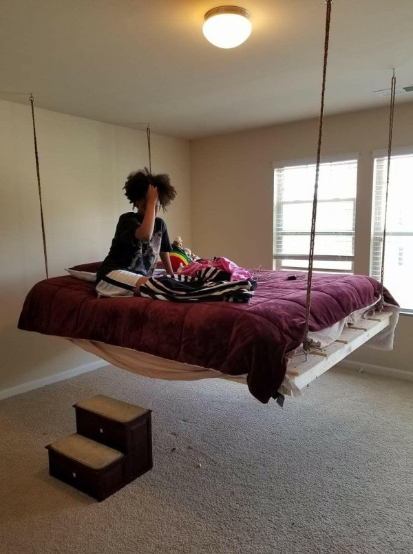 необычная кровать