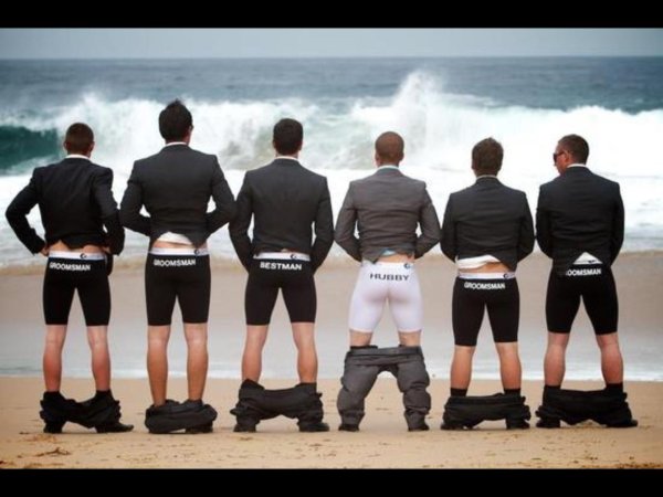 попа мужская