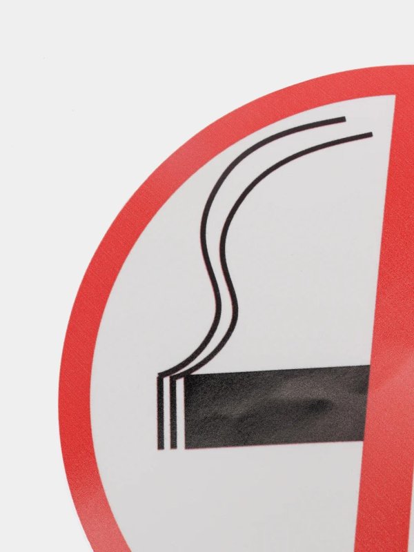 наклейка не курить