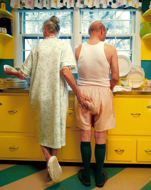 пожилая пара