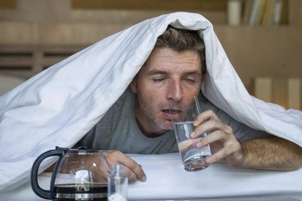 человек с бодуна