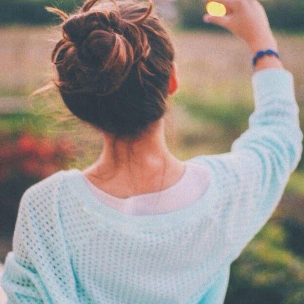 девушки спиной