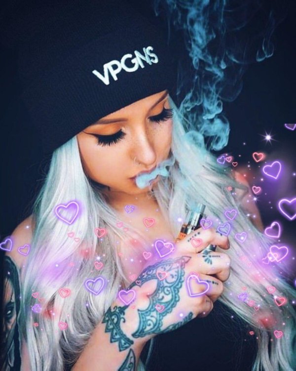 девушки с татуировками