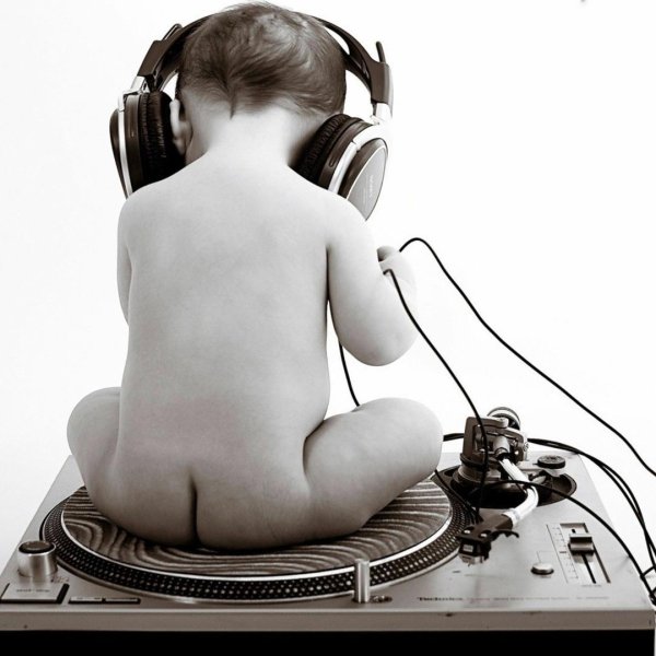 слушаем музыку