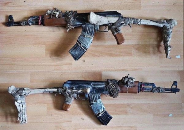 автомат калашникова сомалийских пиратов