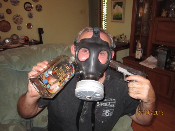 смешные противогазы