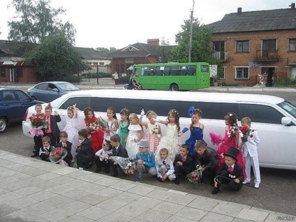 белый лимузин