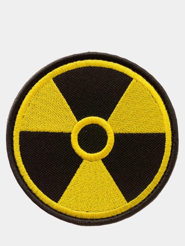 сталкер с нашивкой радиации