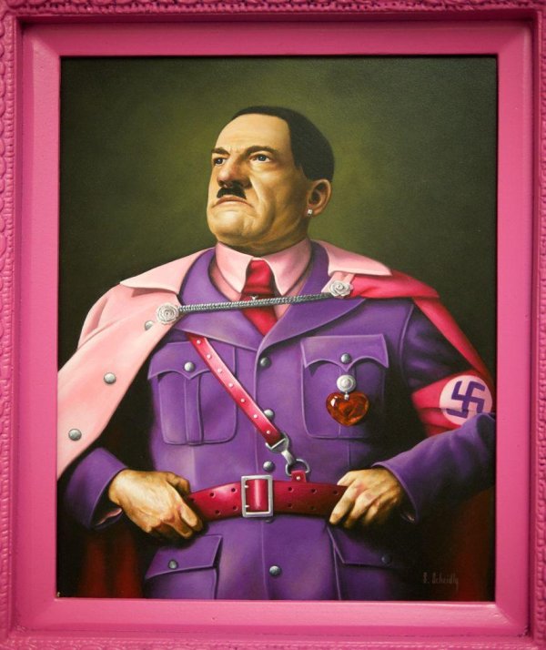 розовый гитлер