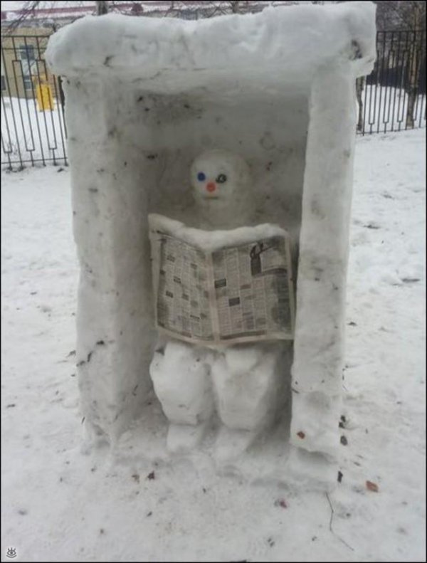 зимний снеговик