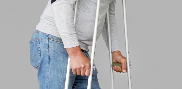 локтевой костыль