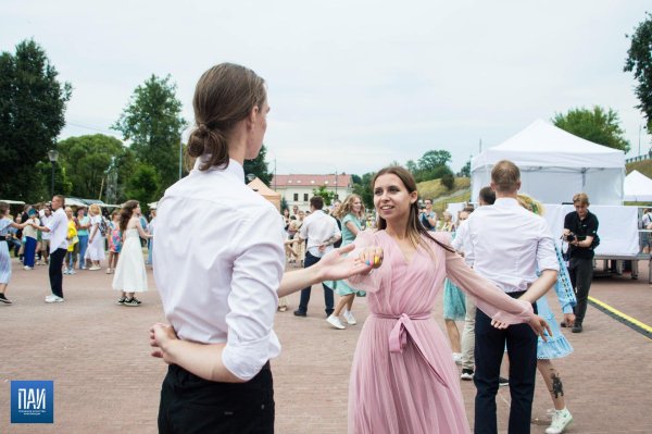 парные танцы