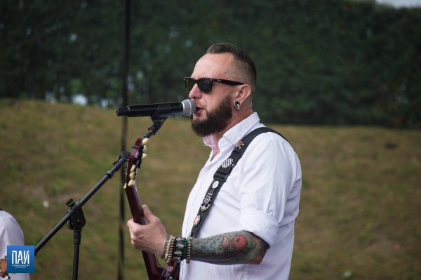 музыкант влад петровский