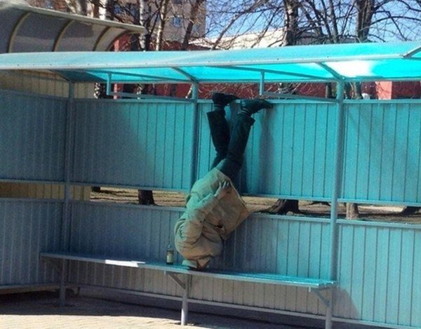 автобусная остановка