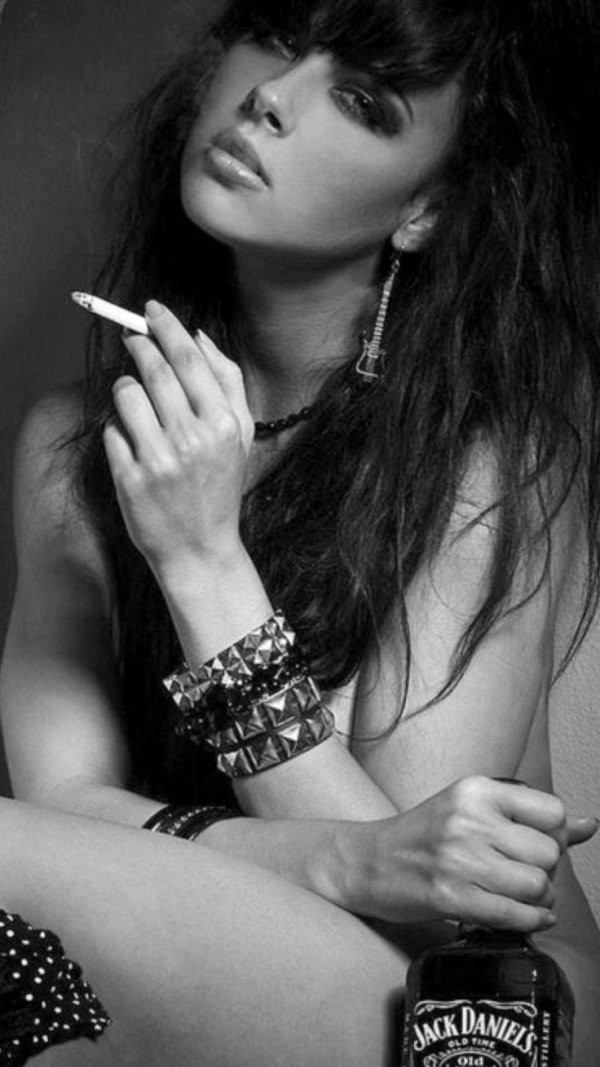 джек дэниэлс и сигара