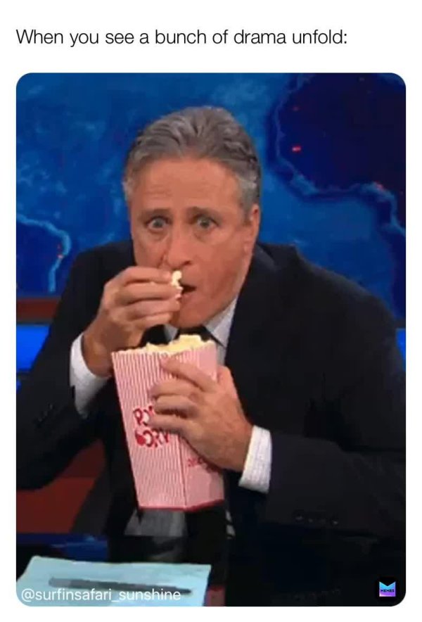 мем с попкорном