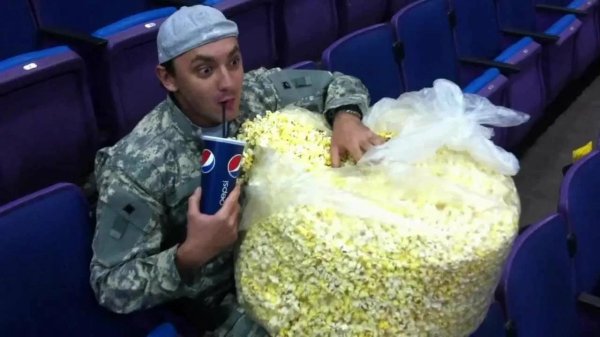 куча попкорна