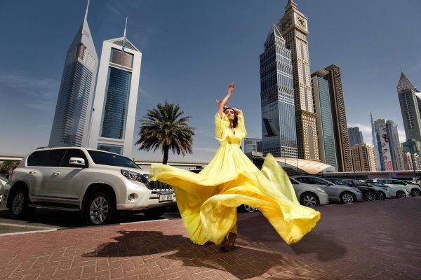 платье из дубайского шелка