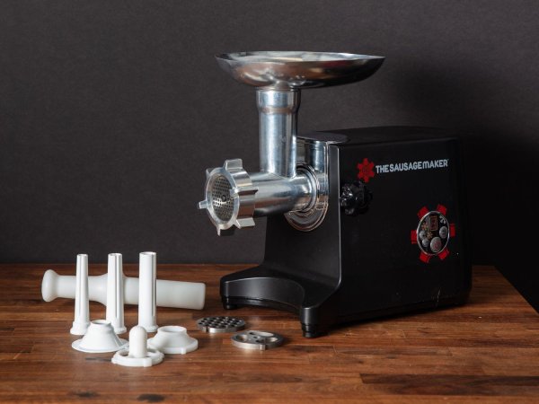 электрическая мясорубка