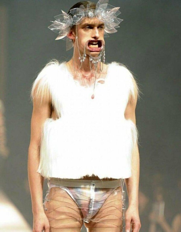 дебильная мода