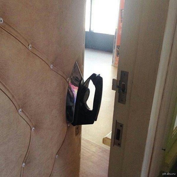 смешная дверь