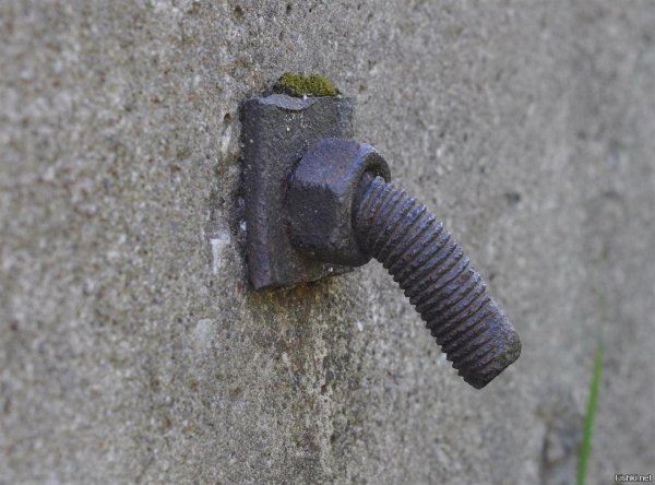 ржавые болты