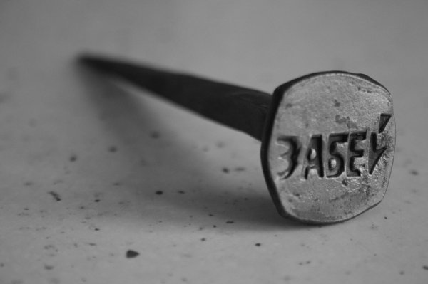 кованые гвозди