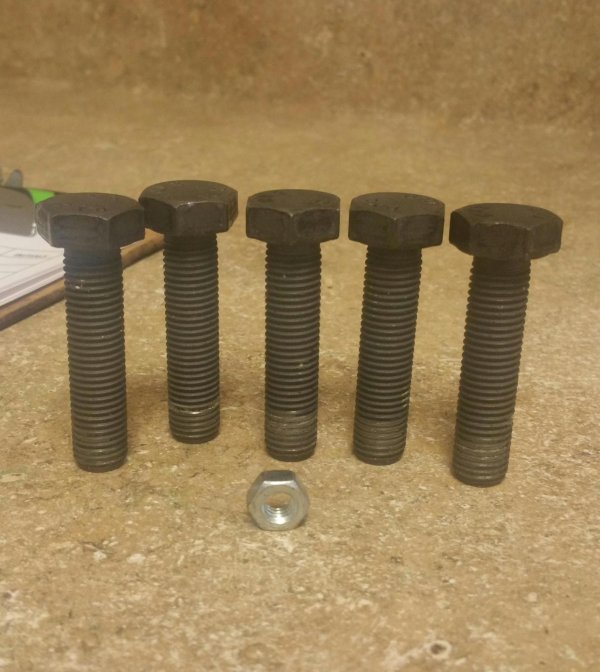 большие болты