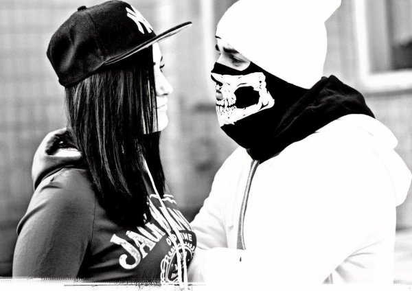 крутые парни в масках