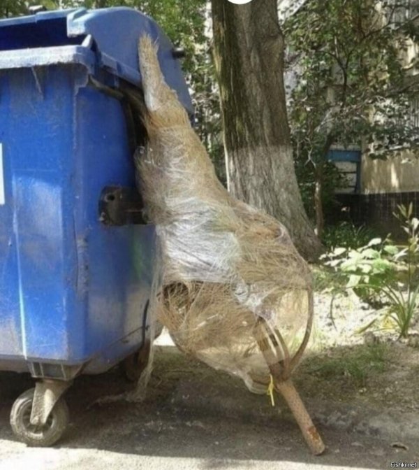 мусорные баки