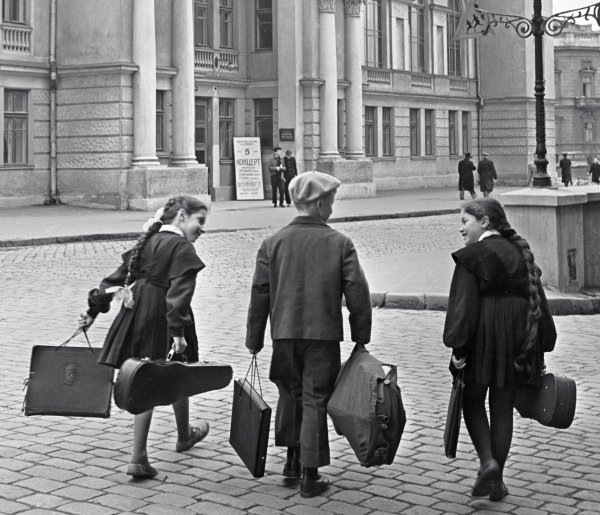 советские школьники