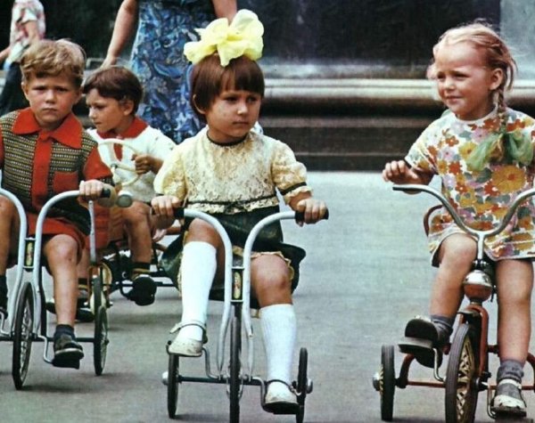 старый детский велосипед