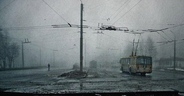 мрачный троллейбус
