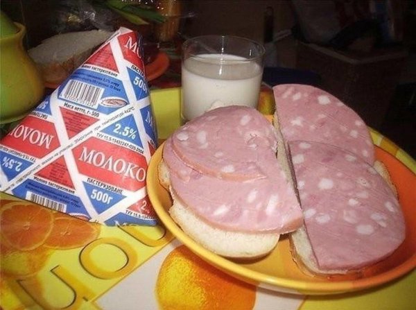 бутерброд с колбасой