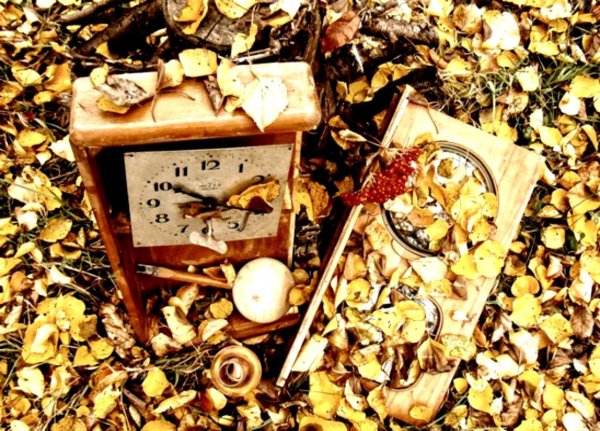 часы осень