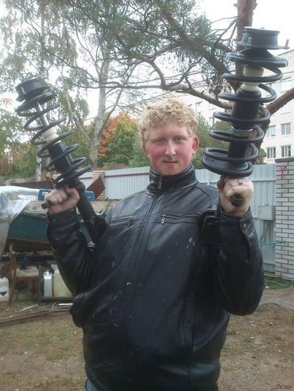 стойка амортизатора