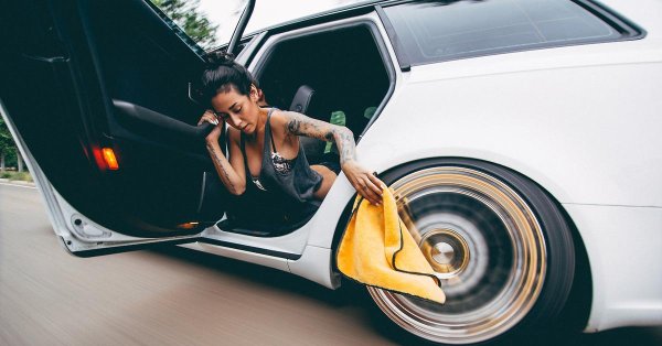 машины девушки