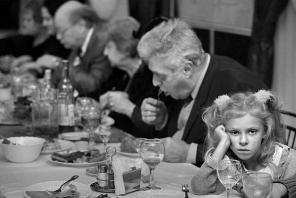 скучное застолье