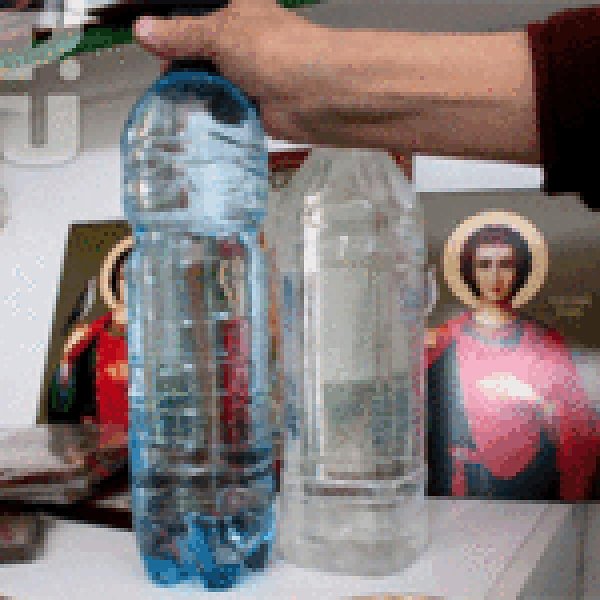 пластиковая бутылка