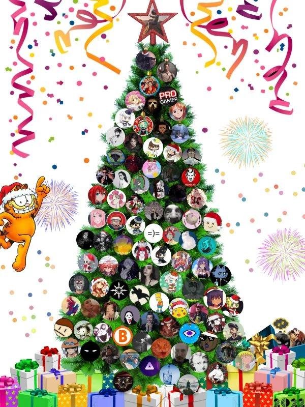 много новогодних елочек