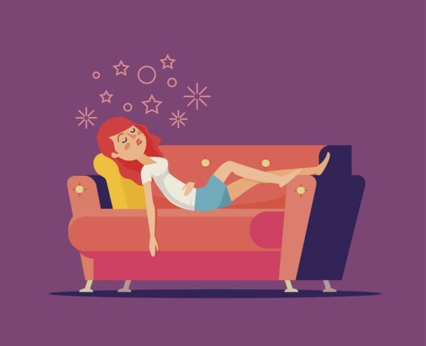 лежа на диване