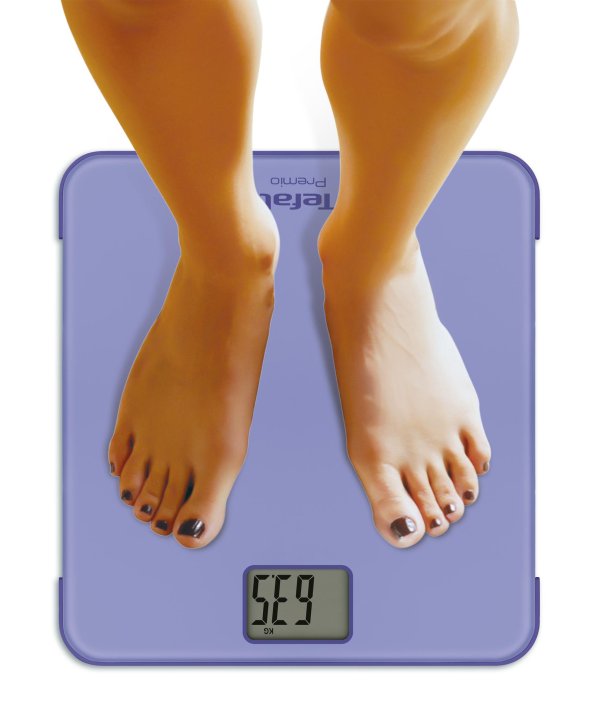 взвешивание на весах