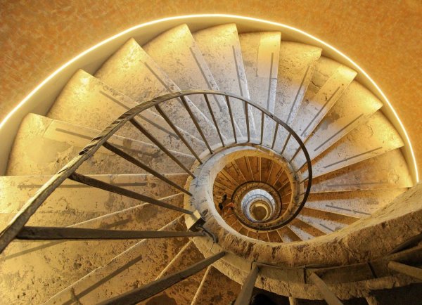 спиральная лестница