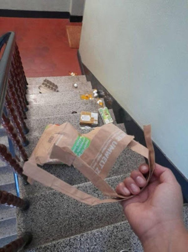 бумажные пакеты