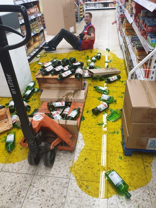 разбитая бутылка