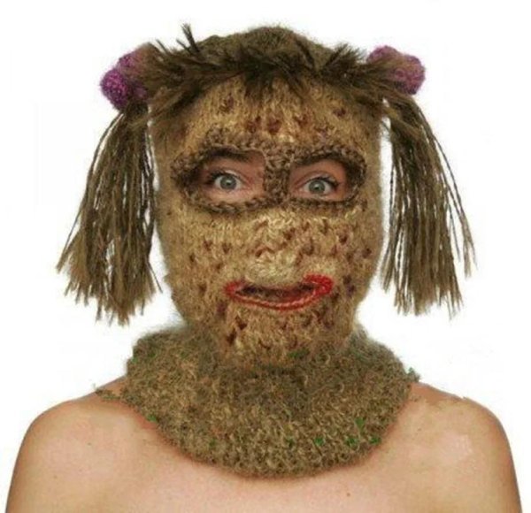 шапочка для девочек которые поздно возвращаются домой