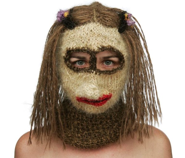 шапки для девушек поздно возвращающихся домой