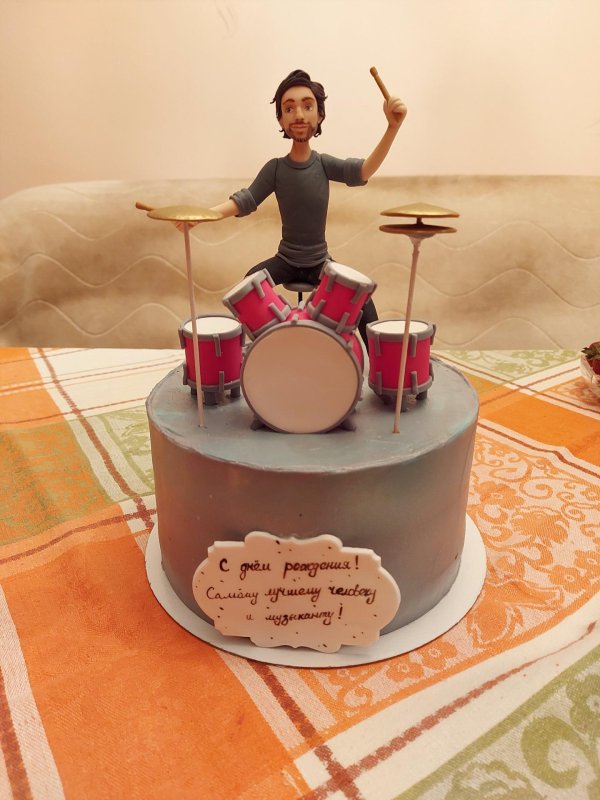 торт барабанщику