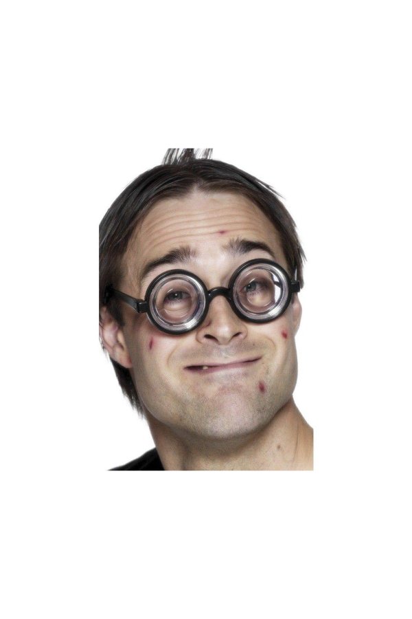 смешной очкарик