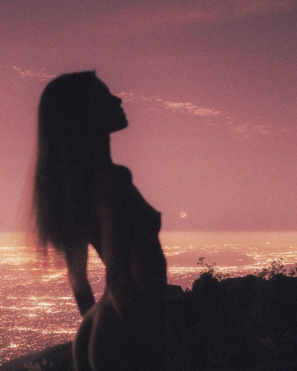 девушки силуэт